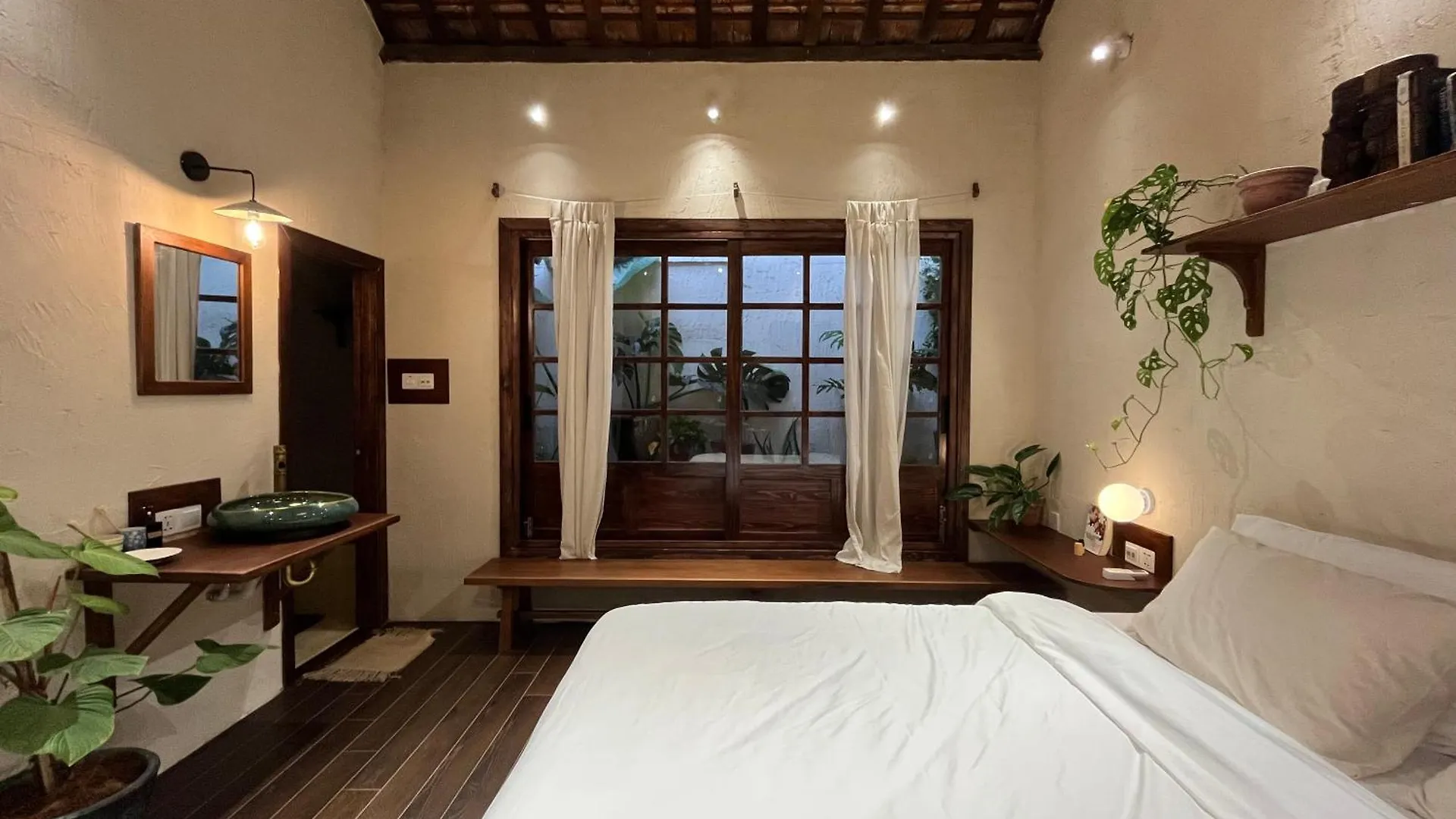 Me Home Da Nang Aparthotel